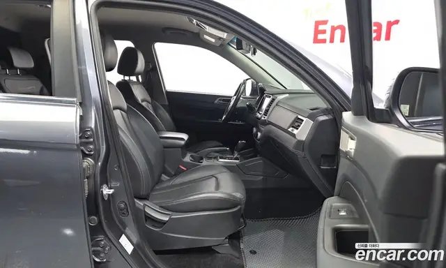 SsangYong Rexton 2018 2.2 автомат (гидро), миниатюра 11 SsangYong Rexton 2018 2.2 автомат (гидро), миниатюра 11