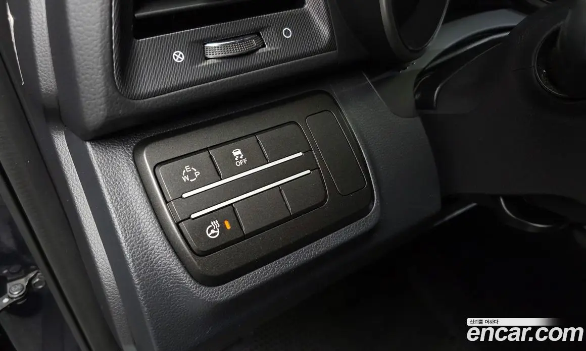 SsangYong TIBOLI 2017 1.6 автомат (гидро), фото 17