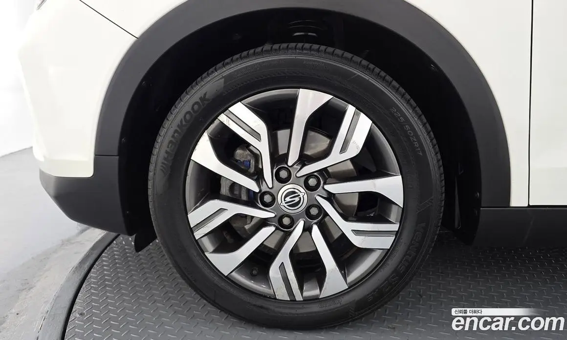 SsangYong TIBOLI 2018 1.6 автомат (гидро), фото 5