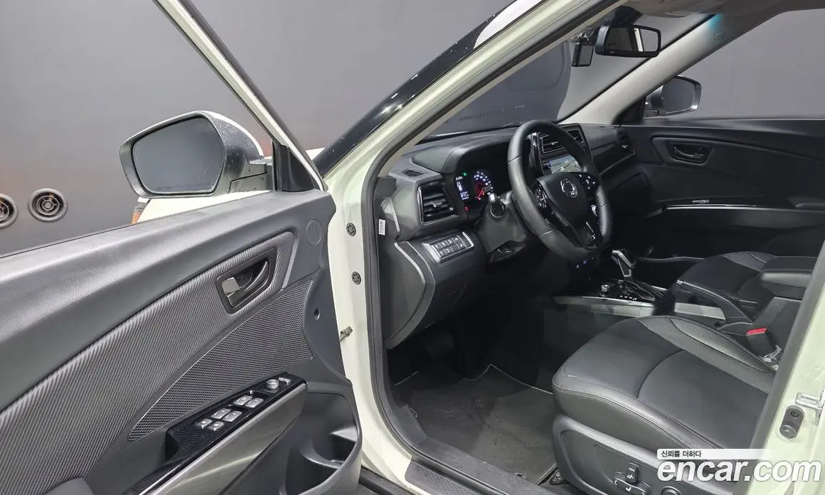 SsangYong TIBOLI 2020 1.5 автомат (гидро), фото 11 SsangYong TIBOLI 2020 1.5 автомат (гидро), фото 11