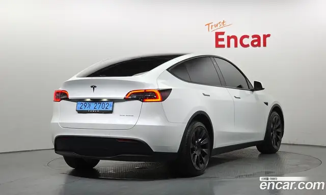 Tesla Model Y 2022 0.2 автомат (гидро), миниатюра 2