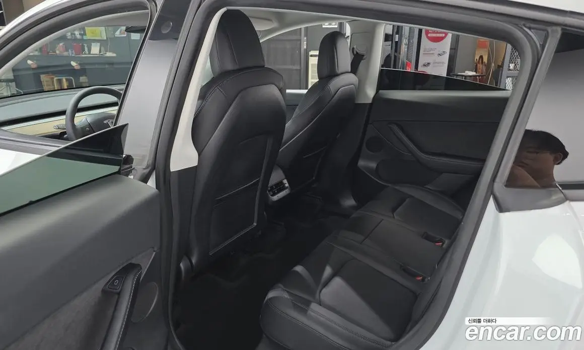 Tesla Model Y 2022 0.2 автомат (гидро), фото 11