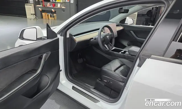 Tesla Model Y 2022 0.2 автомат (гидро), миниатюра 10