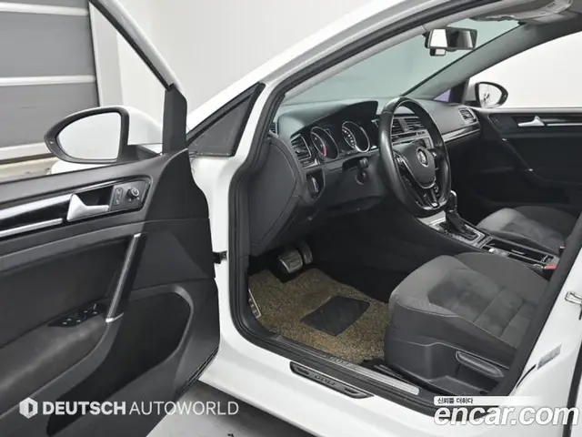 Volkswagen Golf 2014 2.0 автомат (гидро), миниатюра 11 Volkswagen Golf 2014 2.0 автомат (гидро), миниатюра 11