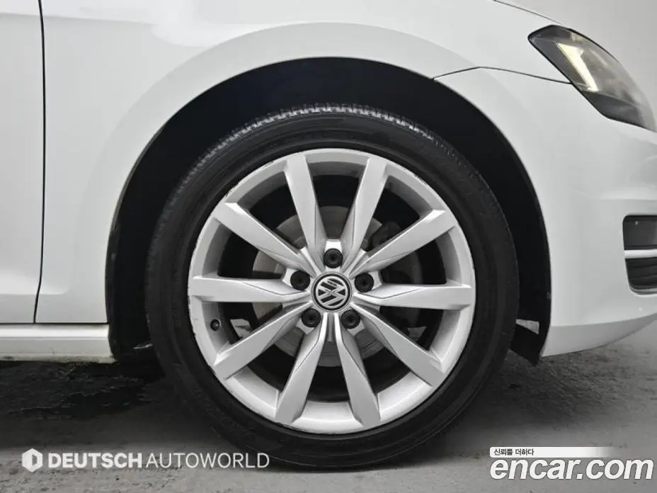 Volkswagen Golf 2014 2.0 автомат (гидро), фото 5 Volkswagen Golf 2014 2.0 автомат (гидро), фото 5