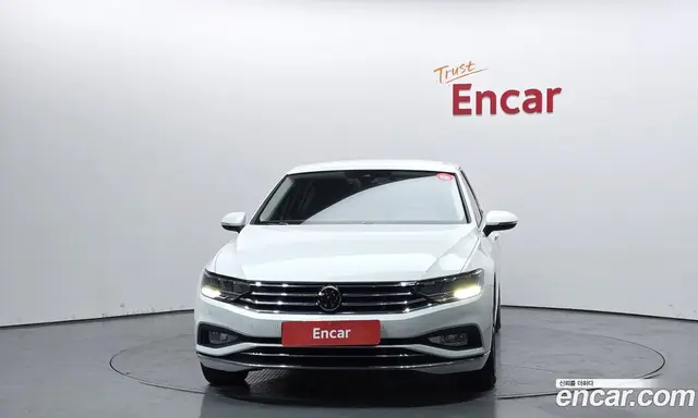Volkswagen Passat 2022 2.0 автомат (гидро), миниатюра 3 Volkswagen Passat 2022 2.0 автомат (гидро), миниатюра 3