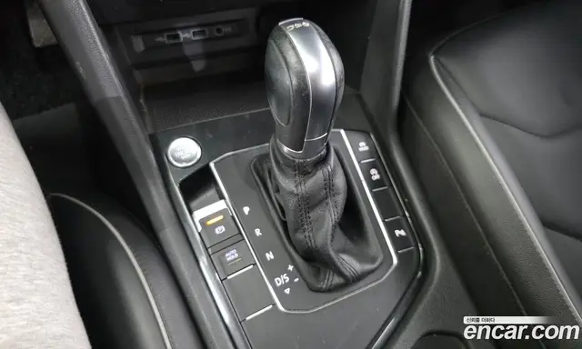 Volkswagen Tiguan 2018 2.0 автомат (гидро), миниатюра 9 Volkswagen Tiguan 2018 2.0 автомат (гидро), миниатюра 9
