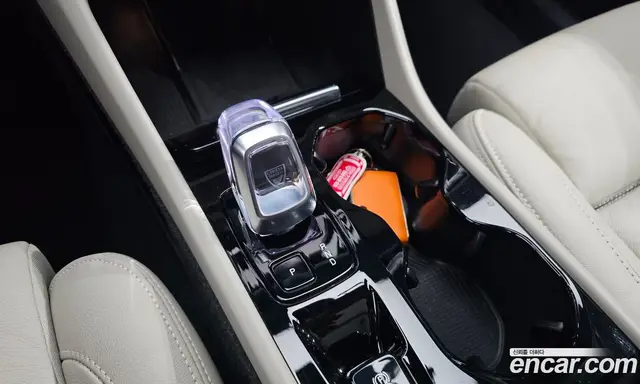 Volvo XC40 2023 2.0 автомат (гидро), миниатюра 9 Volvo XC40 2023 2.0 автомат (гидро), миниатюра 9