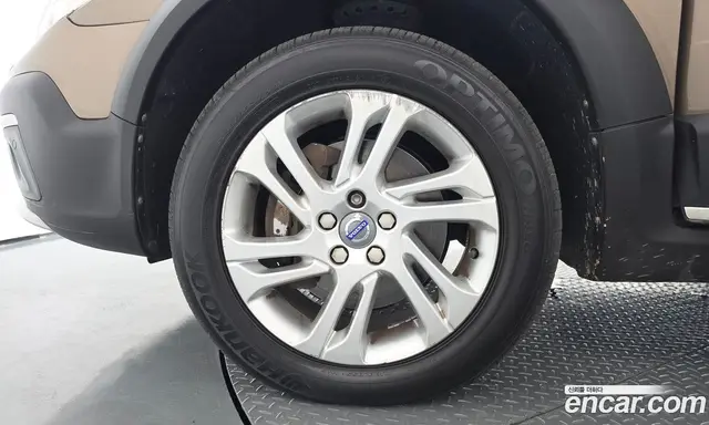 Volvo XC70 2016 2.0 автомат (гидро), миниатюра 5 Volvo XC70 2016 2.0 автомат (гидро), миниатюра 5
