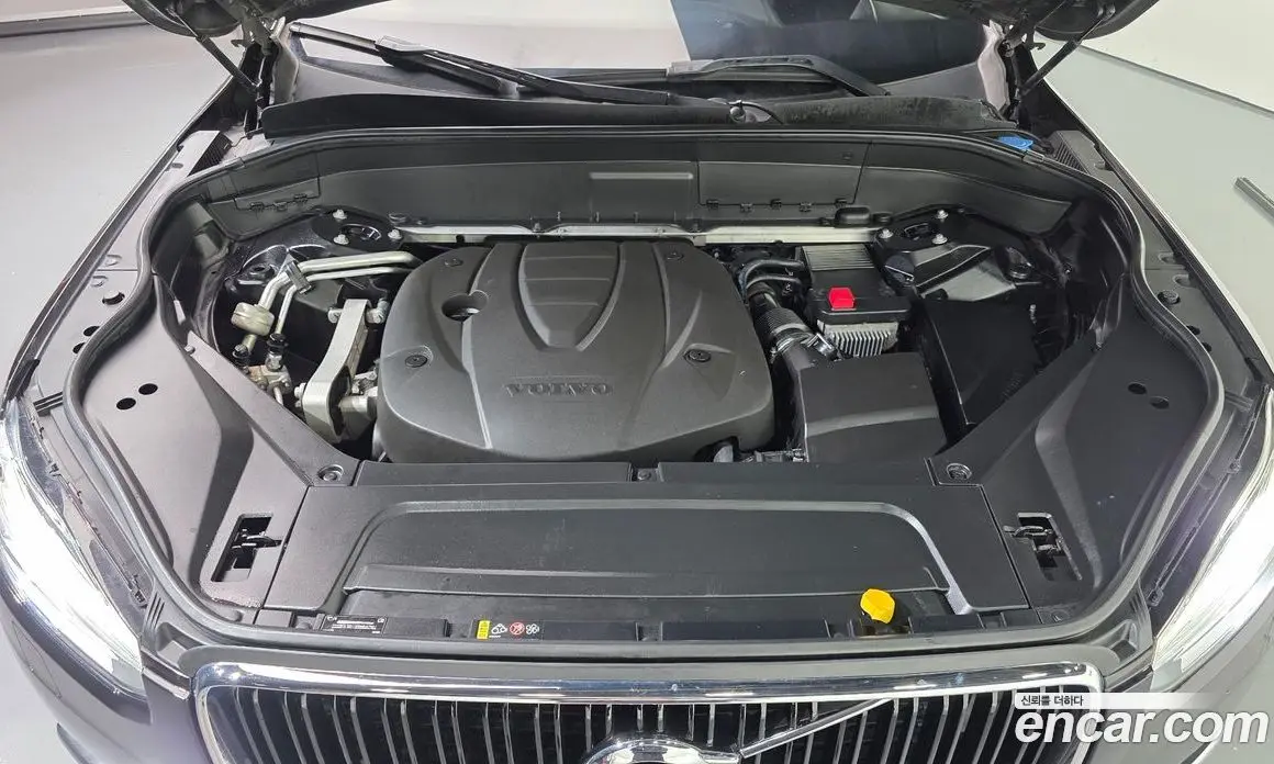 Volvo XC90 2017 2.0 автомат (гидро), фото 6 Volvo XC90 2017 2.0 автомат (гидро), фото 6