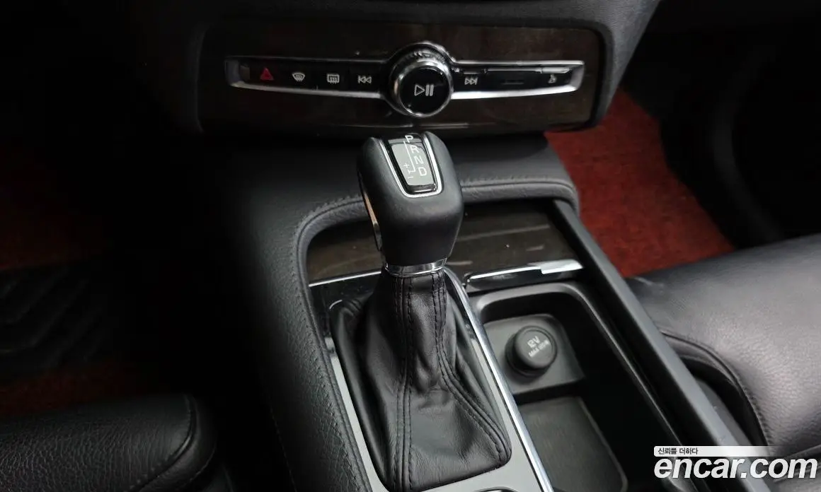 Volvo XC90 2017 2.0 автомат (гидро), фото 9 Volvo XC90 2017 2.0 автомат (гидро), фото 9