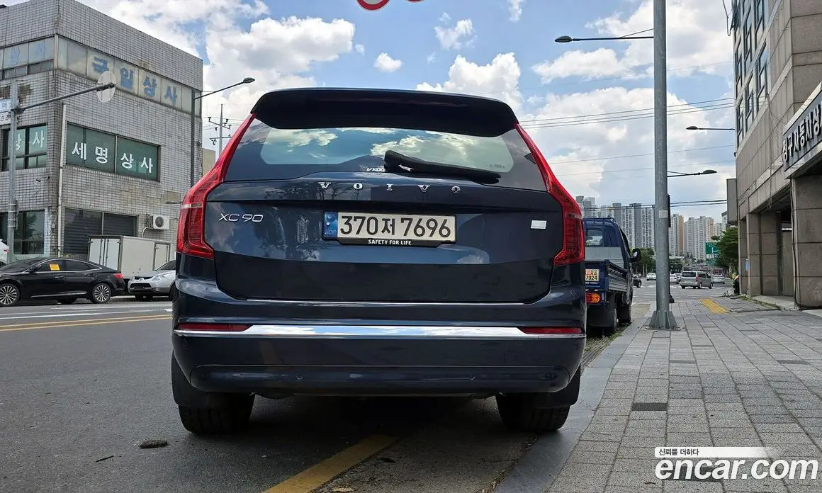 Volvo XC90 2024 2.0 автомат (гидро), фото 5 Volvo XC90 2024 2.0 автомат (гидро), фото 5