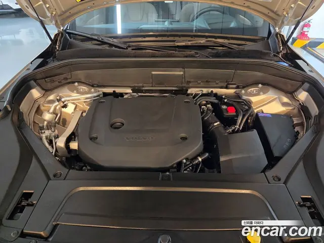Volvo XC90 2026 2.0 автомат (гидро), миниатюра 6 Volvo XC90 2026 2.0 автомат (гидро), миниатюра 6