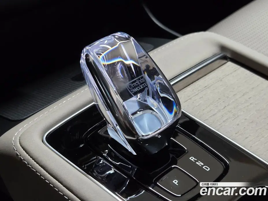 Volvo XC90 2026 2.0 автомат (гидро), фото 9 Volvo XC90 2026 2.0 автомат (гидро), фото 9