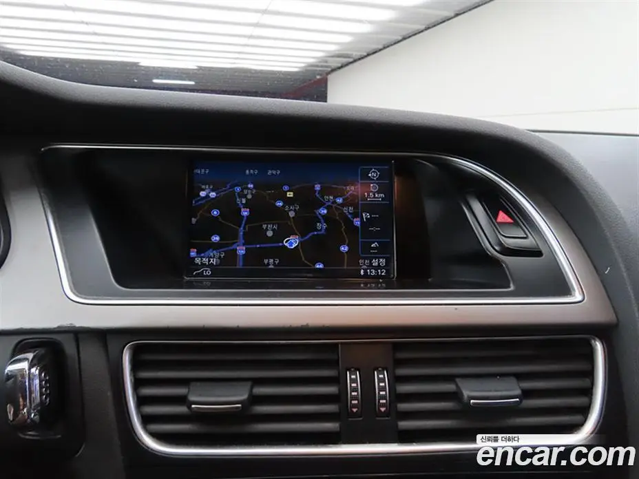 Audi A4 2015 2.0 автомат (гидро), фото 14