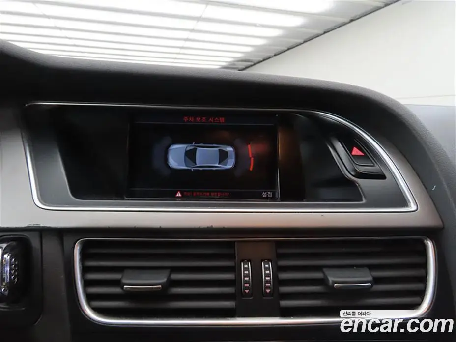 Audi A4 2015 2.0 автомат (гидро), фото 15