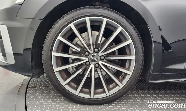 Audi A5 2023 2.0 автомат (гидро), миниатюра 5 Audi A5 2023 2.0 автомат (гидро), миниатюра 5