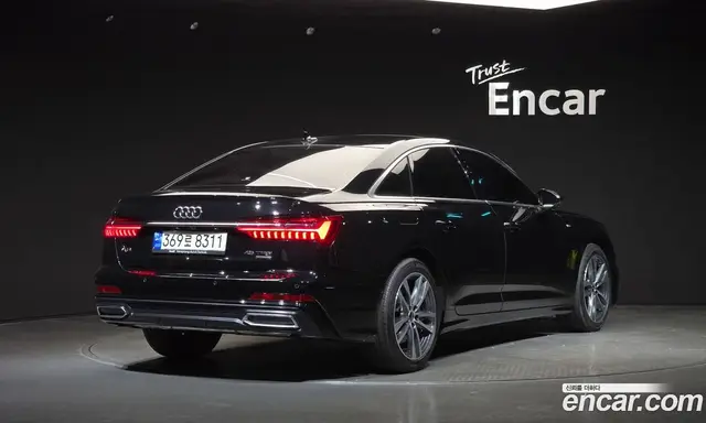 Audi A6 2022 2.0 автомат (гидро), миниатюра 2