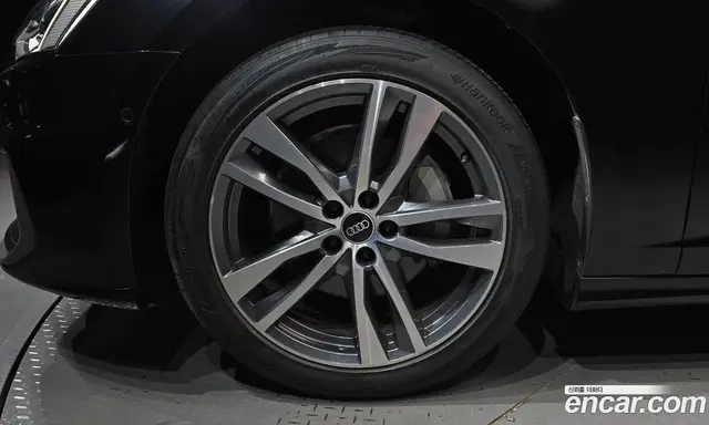 Audi A6 2022 2.0 автомат (гидро), миниатюра 5
