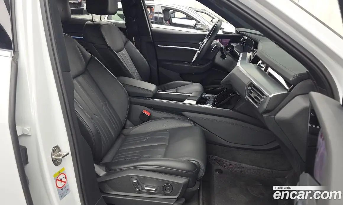 Audi e-tron 2022 0.2 автомат (гидро), фото 11