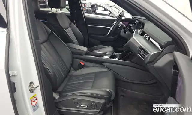 Audi e-tron 2022 0.2 автомат (гидро), миниатюра 11