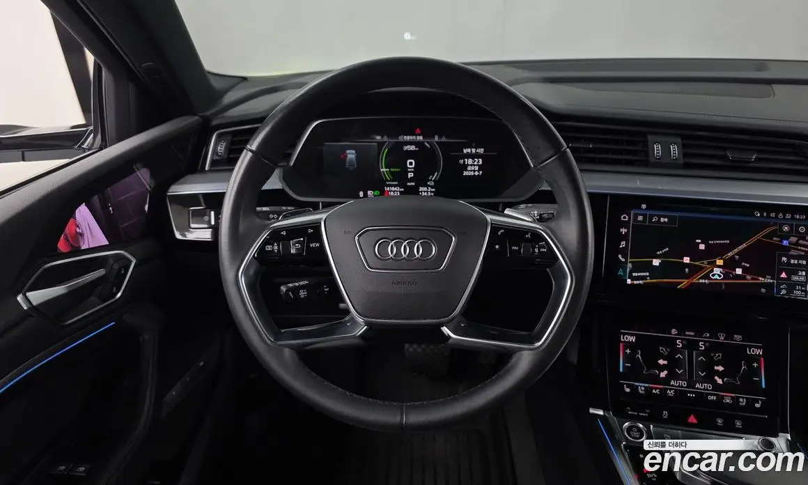 Audi e-tron 2022 0.2 автомат (гидро), фото 13