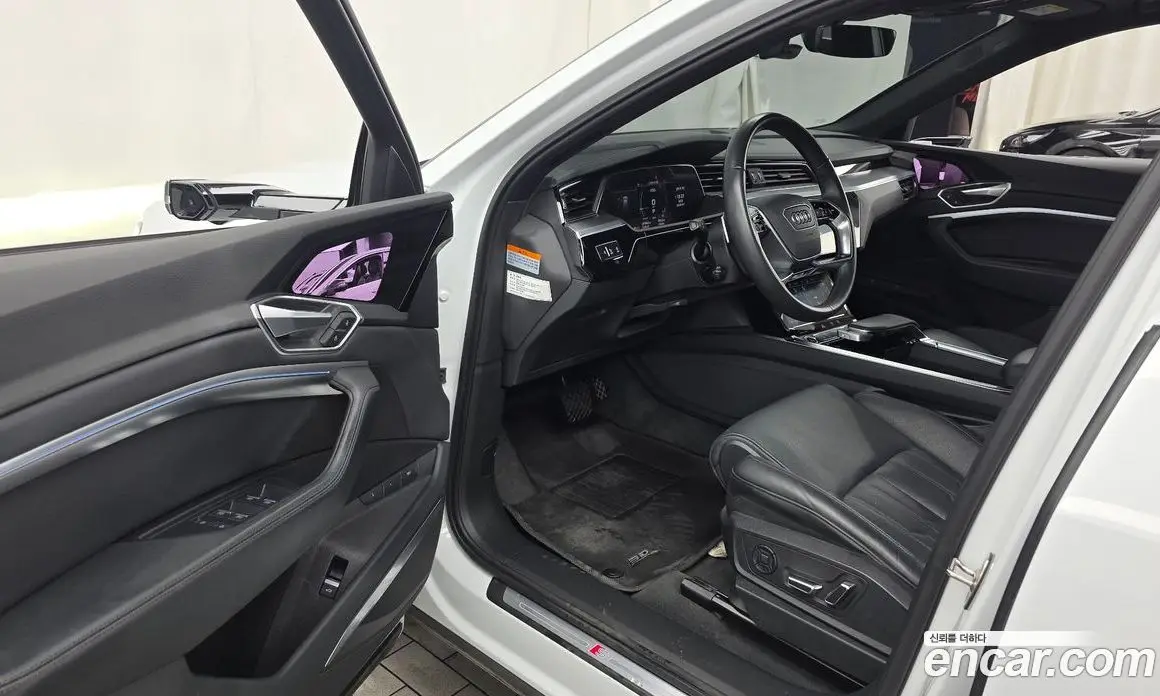 Audi e-tron 2022 0.2 автомат (гидро), фото 10