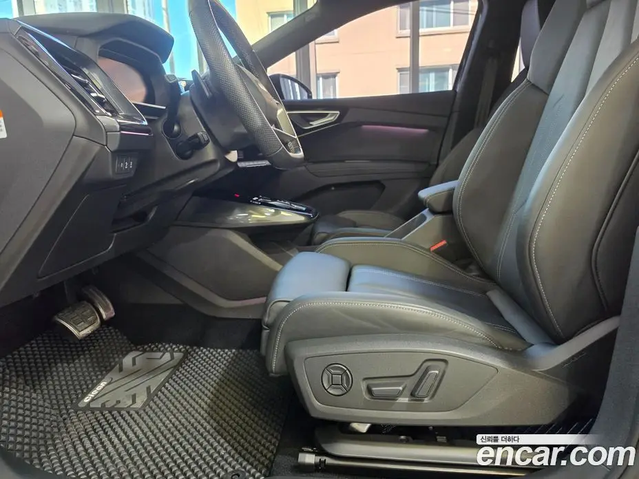 Audi Q4 e-tron 2023 0.2 автомат (гидро), фото 10 Audi Q4 e-tron 2023 0.2 автомат (гидро), фото 10