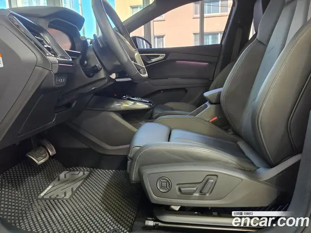 Audi Q4 e-tron 2023 0.2 автомат (гидро), миниатюра 10 Audi Q4 e-tron 2023 0.2 автомат (гидро), миниатюра 10