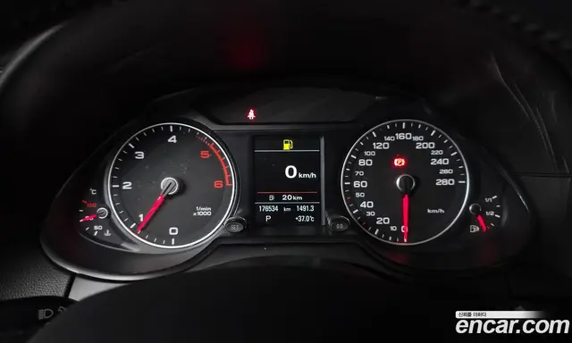 Audi Q5 2015 2.0 автомат (гидро), миниатюра 8 Audi Q5 2015 2.0 автомат (гидро), миниатюра 8