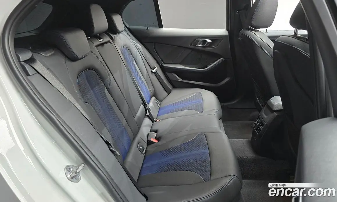 BMW 1 серия 2024 2.0 автомат (гидро), фото 11