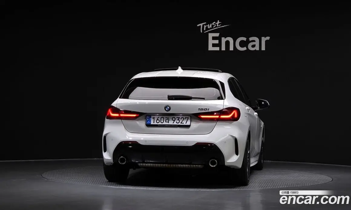 BMW 1 серия 2024 2.0 автомат (гидро), фото 4