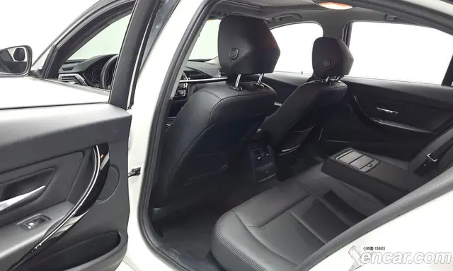 BMW 3 серия 2018 2.0 автомат (гидро), миниатюра 11 BMW 3 серия 2018 2.0 автомат (гидро), миниатюра 11