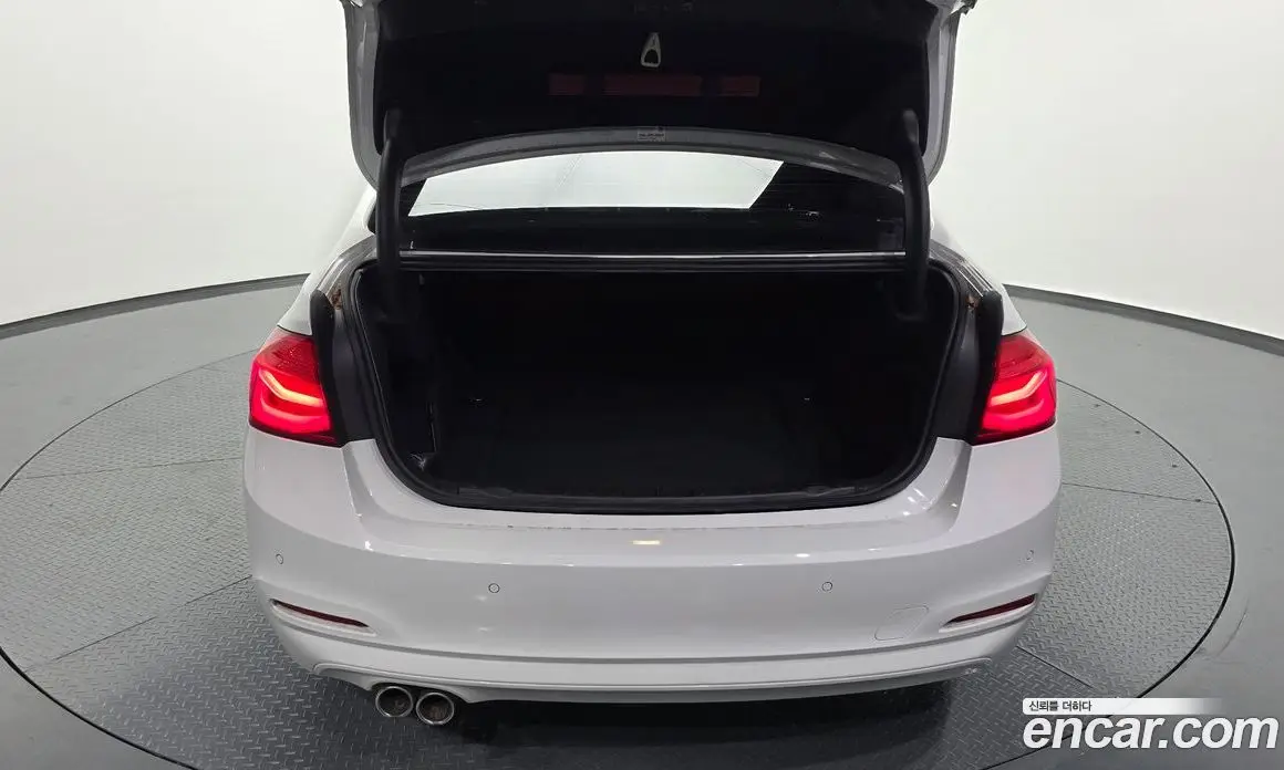 BMW 3 серия 2018 2.0 автомат (гидро), фото 20 BMW 3 серия 2018 2.0 автомат (гидро), фото 20