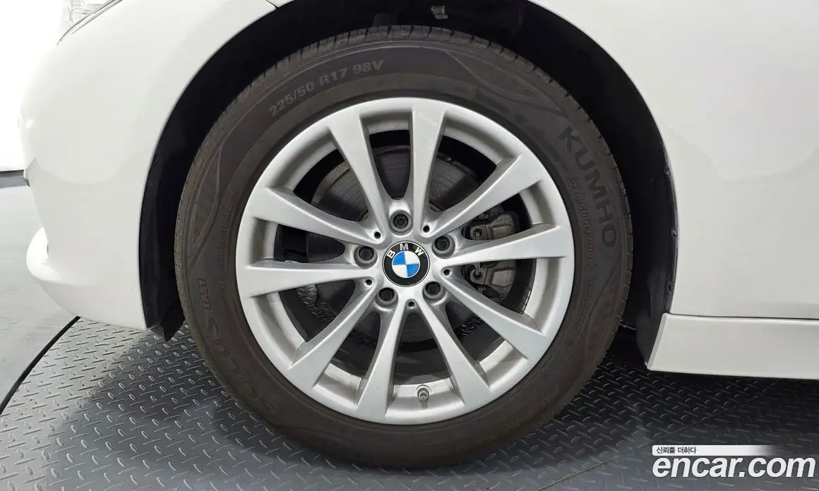BMW 3 серия 2018 2.0 автомат (гидро), фото 5 BMW 3 серия 2018 2.0 автомат (гидро), фото 5