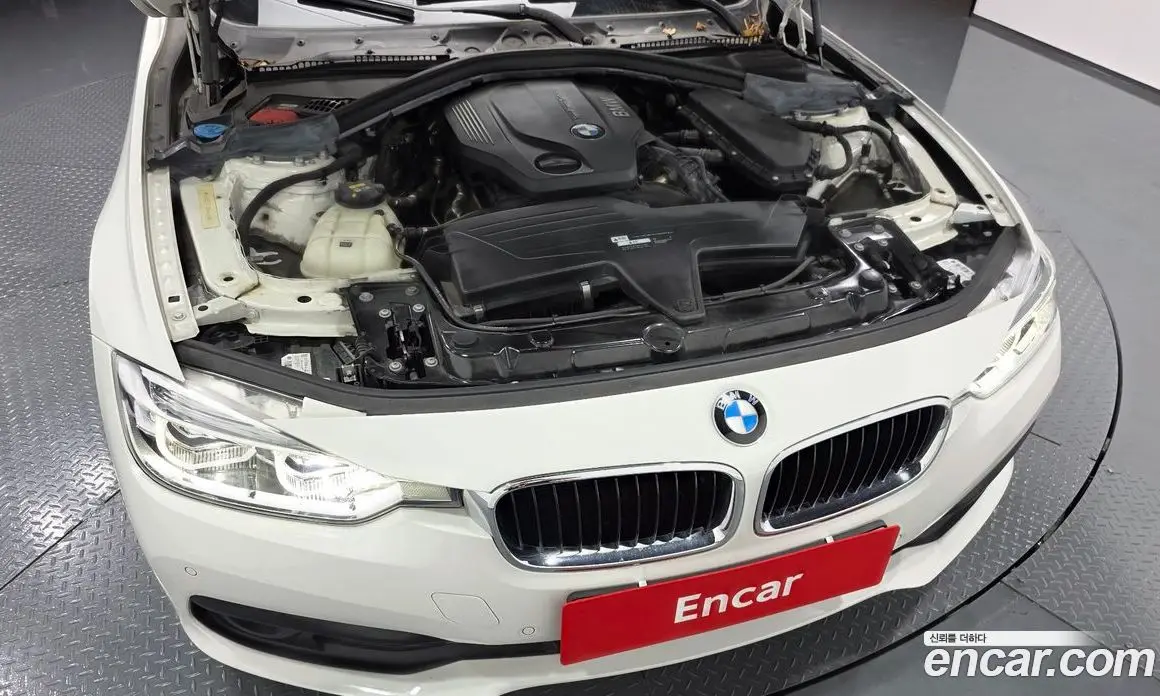 BMW 3 серия 2018 2.0 автомат (гидро), фото 6 BMW 3 серия 2018 2.0 автомат (гидро), фото 6