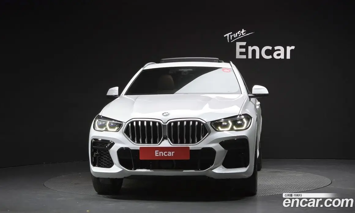 BMW X6 2022 3.0 автомат (гидро), фото 3