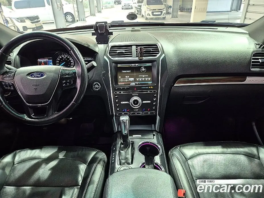 Ford Explorer 2016 2.3 автомат (гидро), фото 7