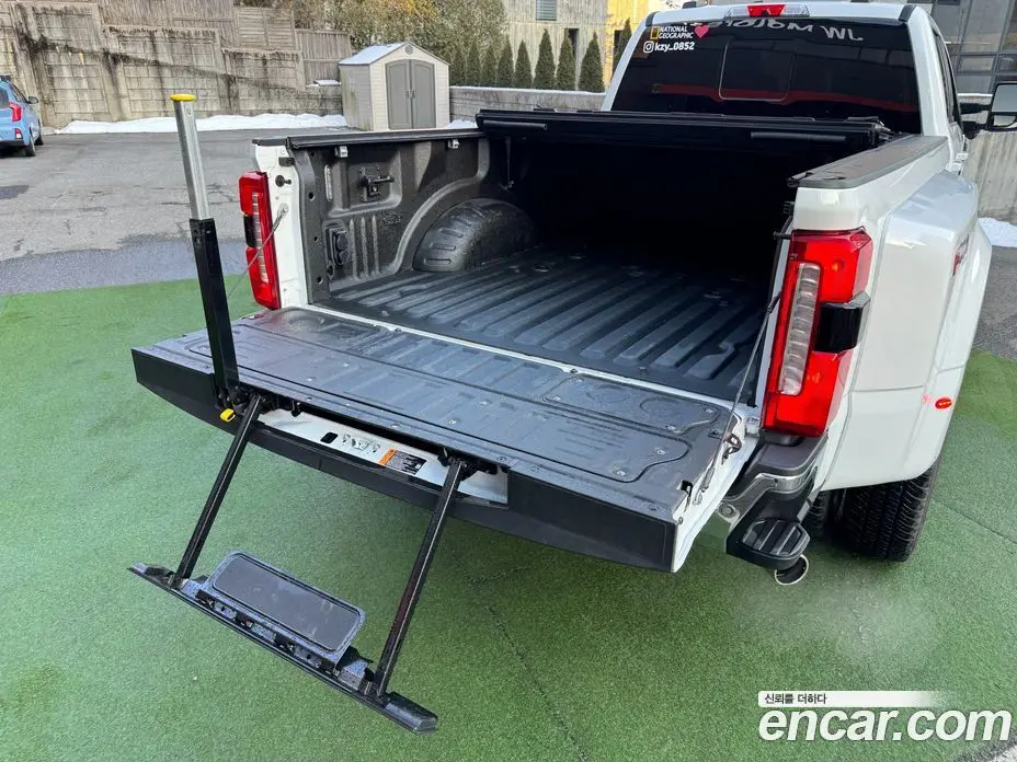 Ford F350 2023 7.3 автомат (гидро), фото 12 Ford F350 2023 7.3 автомат (гидро), фото 12