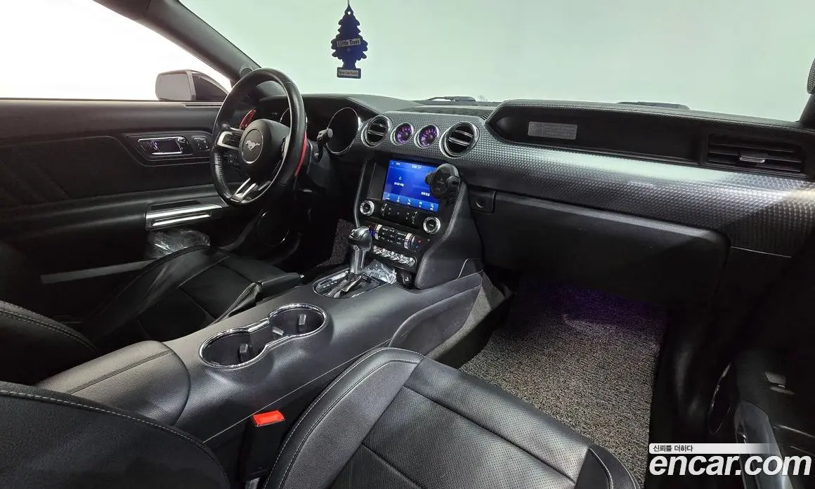 Ford Mustang 2017 2.3 автомат (гидро), фото 7