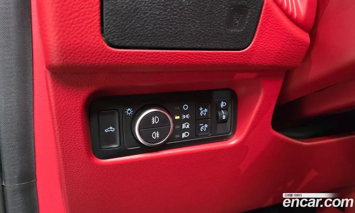 Ford Ranger 2023 2.0 автомат (гидро), фото 12