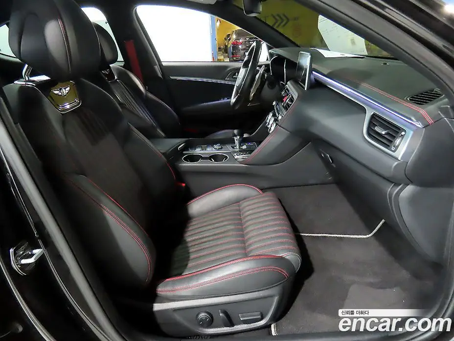Genesis G70 2019 3.3 автомат (гидро), фото 8 Genesis G70 2019 3.3 автомат (гидро), фото 8