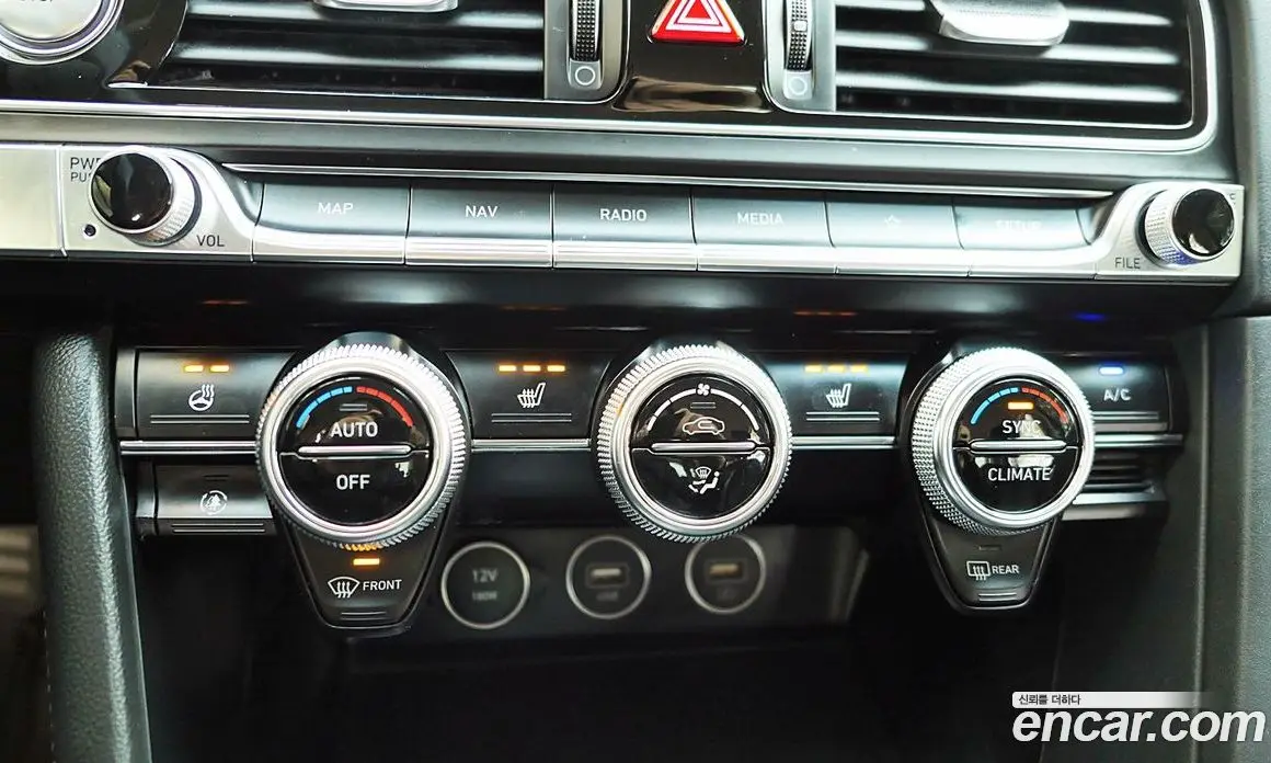Genesis G70 2021 3.3 автомат (гидро), фото 19