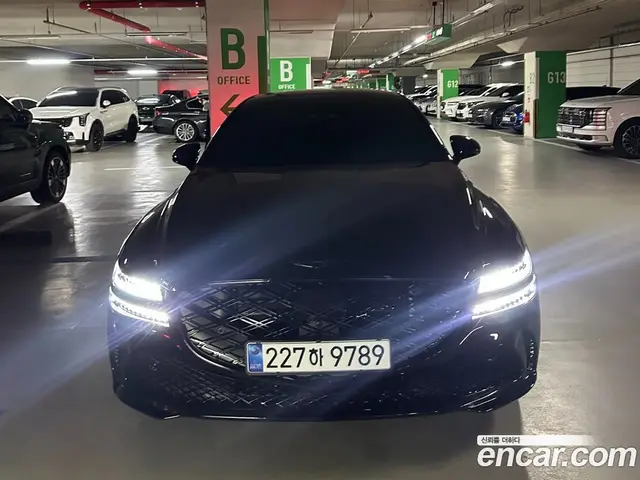 Genesis G80, 2025, 3 000 км