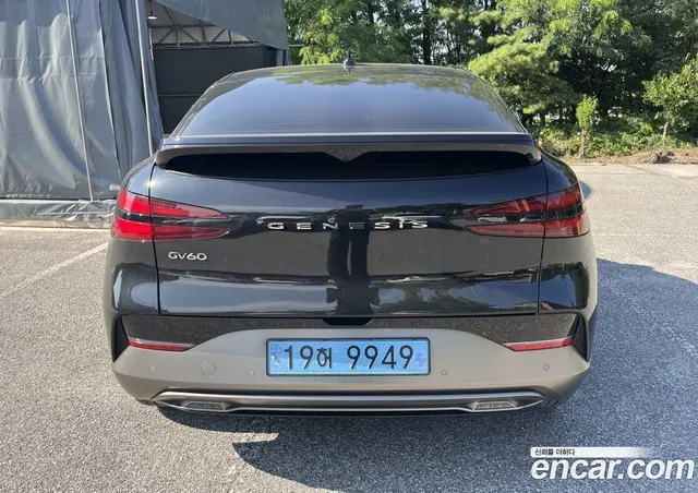 Genesis GV60 2024 0.1 автомат (гидро), миниатюра 3