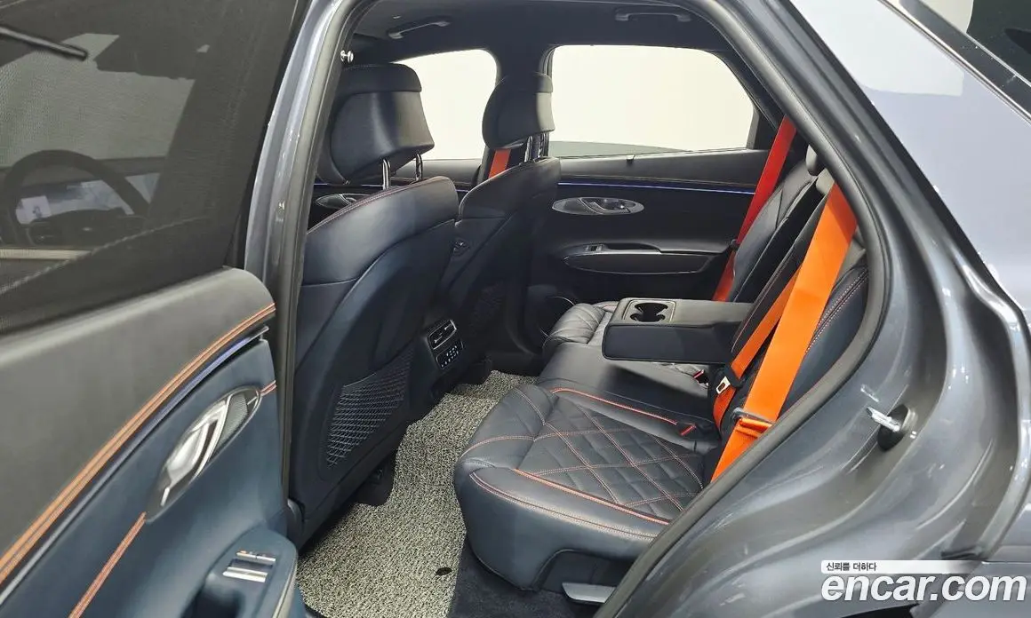 Genesis GV70 2024 2.5 автомат (гидро), фото 11