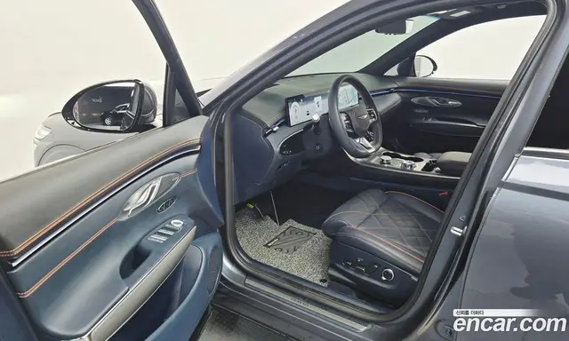 Genesis GV70 2024 2.5 автомат (гидро), миниатюра 10