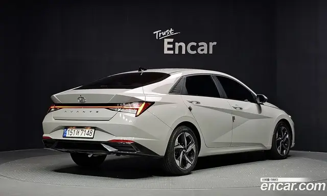 Hyundai Avante 2022 1.6 автомат (гидро), миниатюра 2