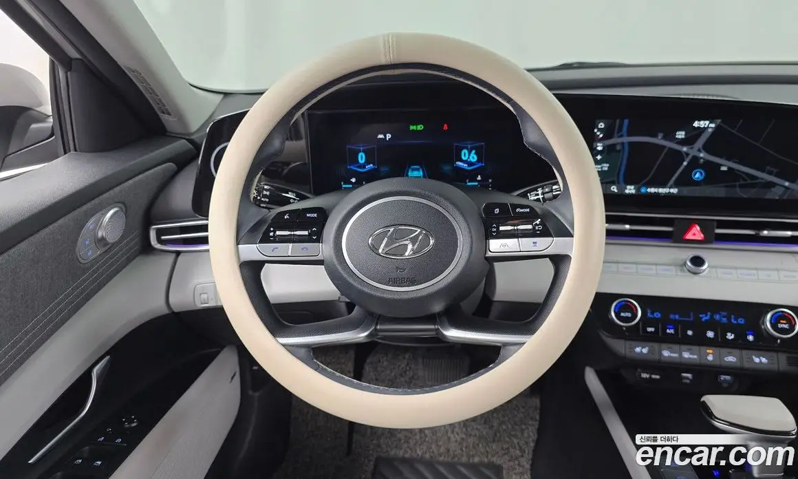 Hyundai Avante 2022 1.6 автомат (гидро), фото 12