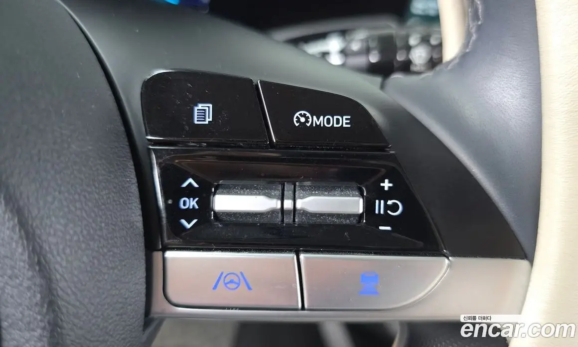 Hyundai Avante 2022 1.6 автомат (гидро), фото 19